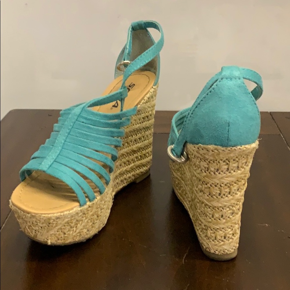 Teal Soda Wedges